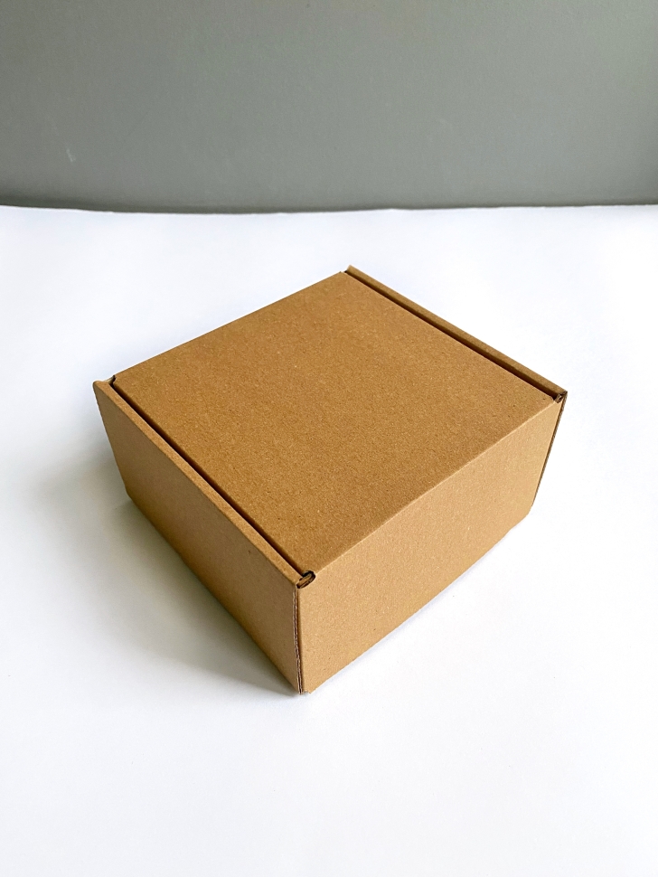 Коробка 13,5х13,5х7 см, бурая, самосборная, микрогофрокартон