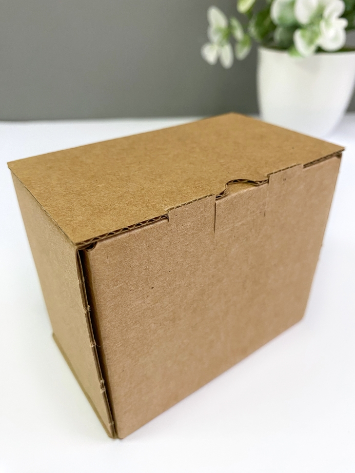 Коробка 8,5х5,5х7,5 см, бурая, самосборная, микрогофрокартон