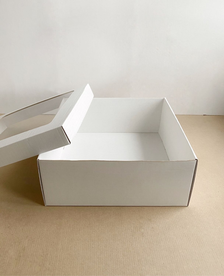 Коробка крышка+дно с окном 30х30х12 см., белая