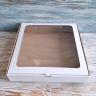 Коробка с окном 30х30х6 см, белая, самосборная, микрогофрокартон