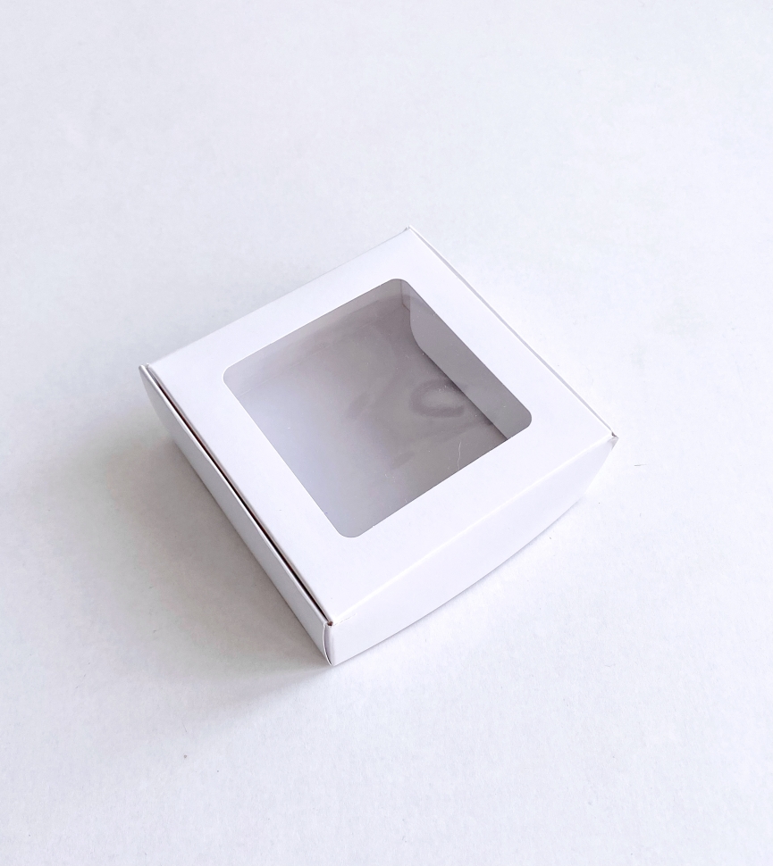Коробка с окном, 11х11х4,5 см., белая