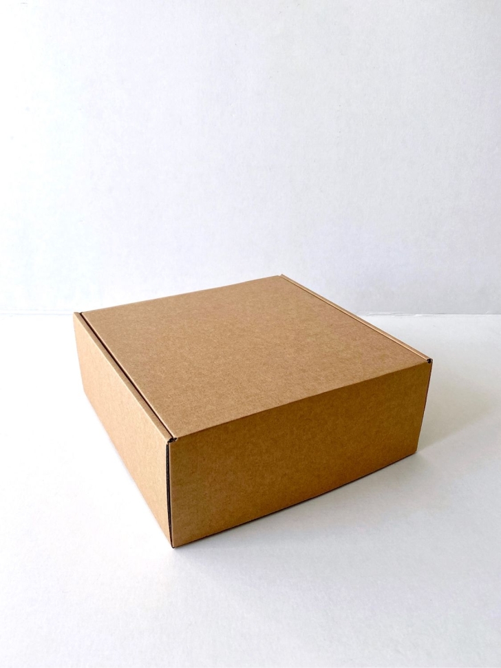 Коробка 32х32х12 см, бурая, самосборная, микрогофрокартон  